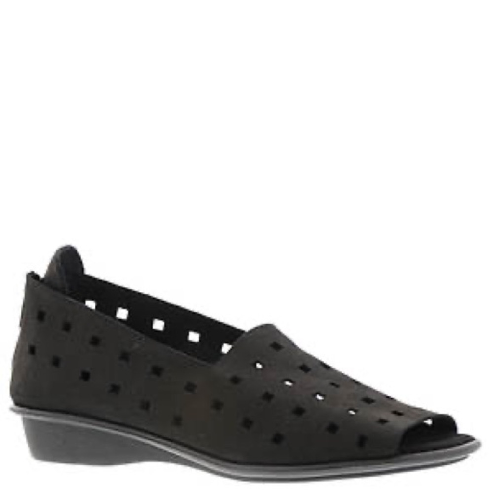 Sesto Meucci Black “Evonne”Perforated Peep-Toe Wedge Loafers